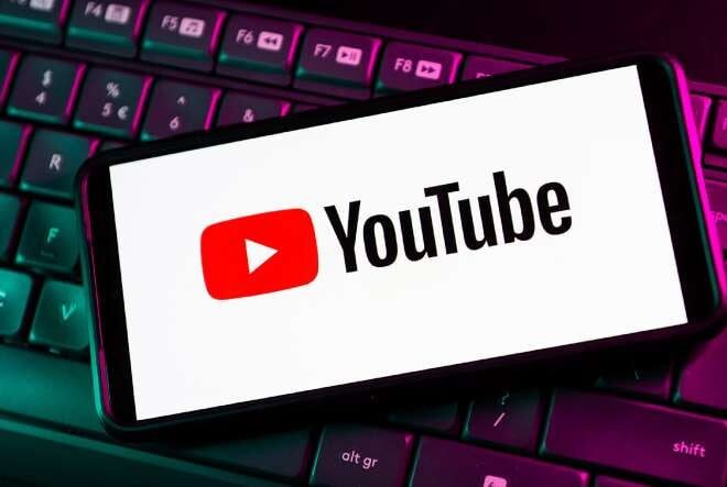 YouTube, Android’deki Alt Çubuğunu Daha Belirgin Hâle Getirerek Yeniledi